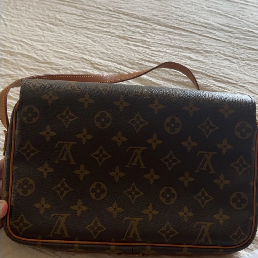 Louis Vuitton Saint Germain 27 Monogram Brown Crossbody Bag - Picture 8 of 12